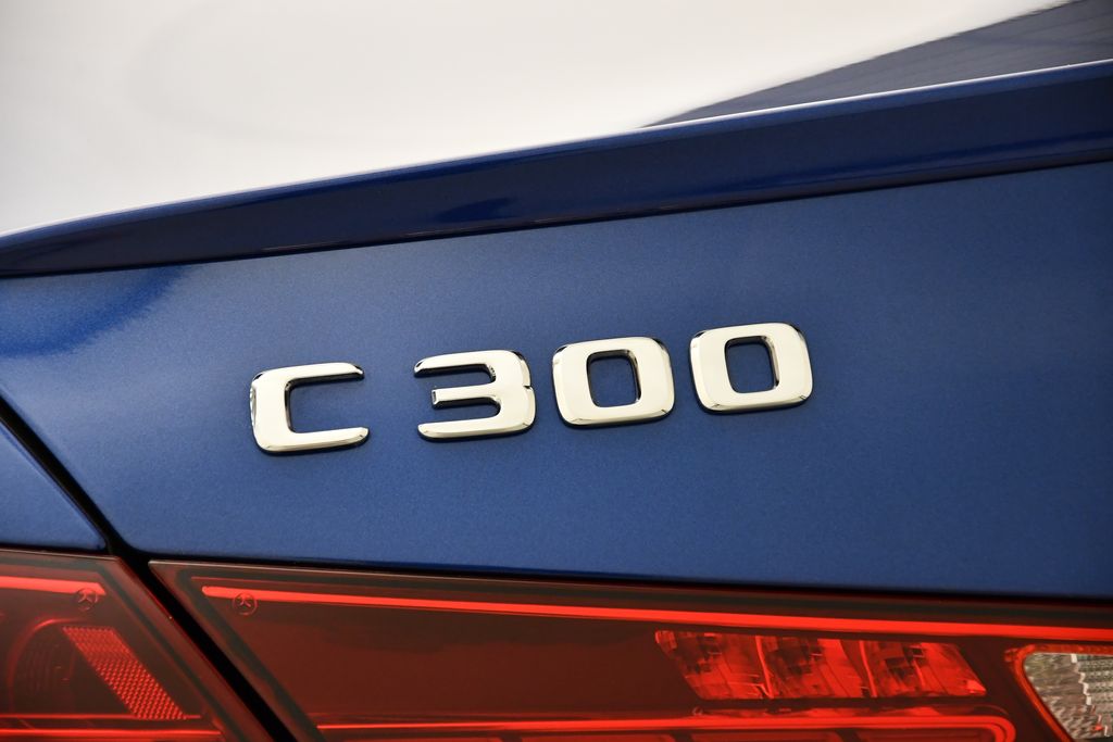 2025 Mercedes-Benz C-Class C 300 9