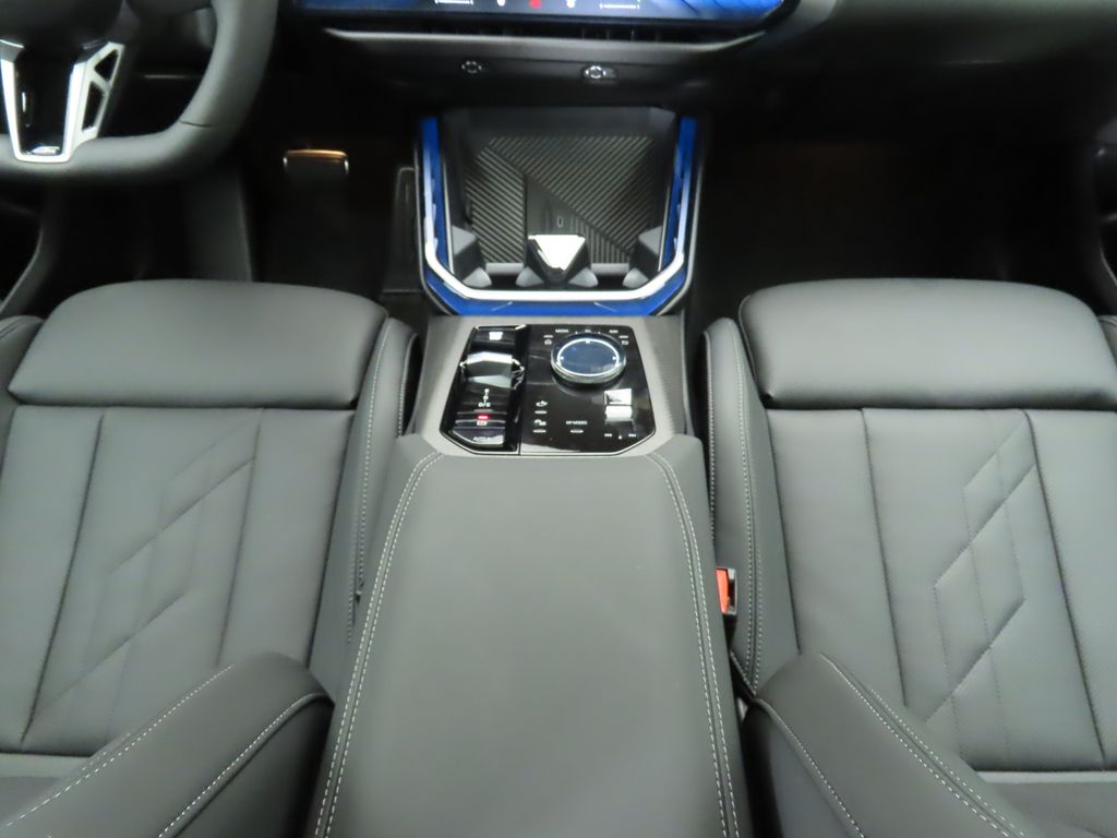 Thumbnail: 2026 BMW X3 - 16