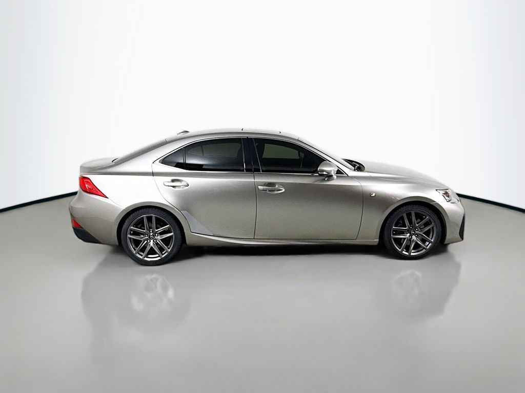 Thumbnail: 2017 Lexus IS - 4
