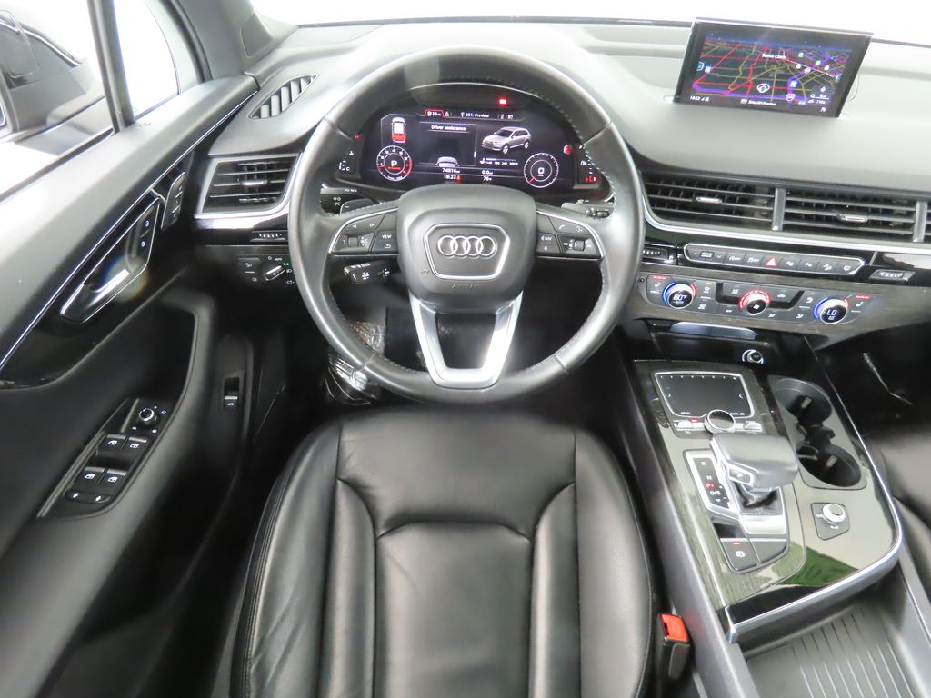 Thumbnail: 2019 Audi Q7 - 11