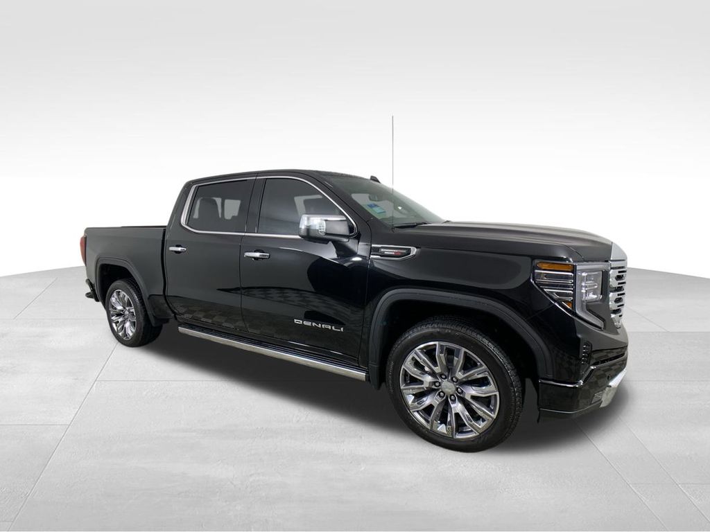 2025 GMC Sierra 1500 Denali 8