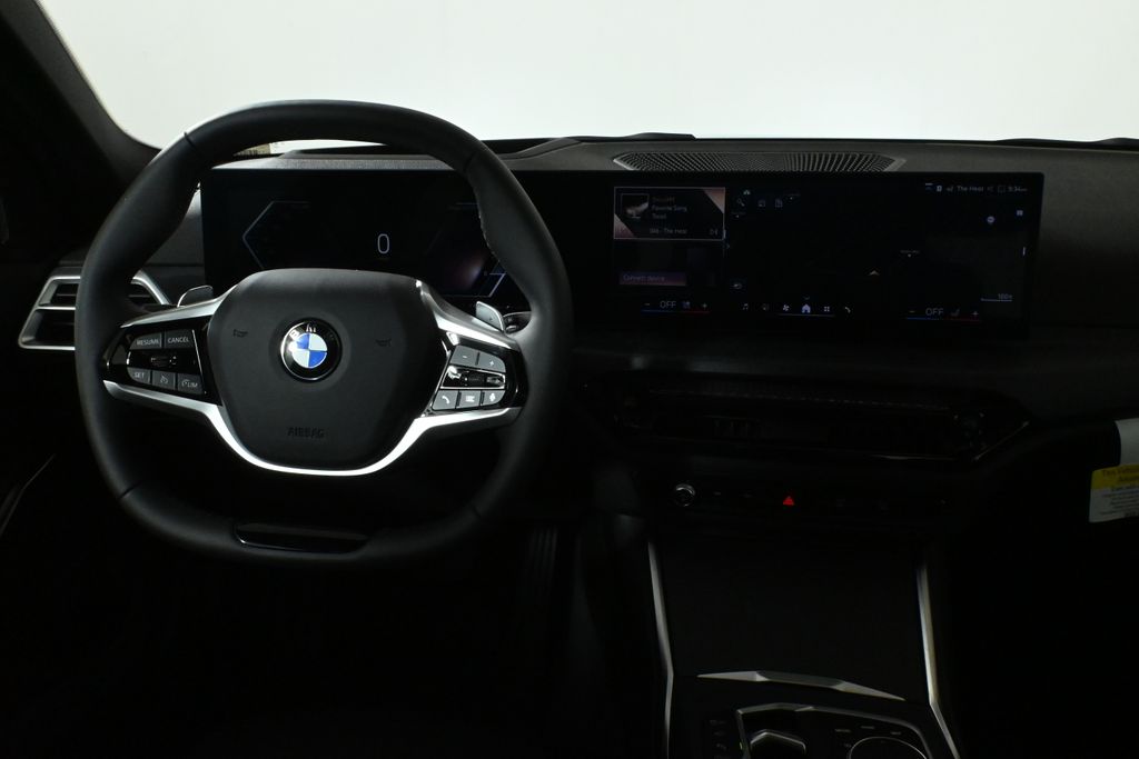 2025 BMW 3 Series 330i xDrive 18