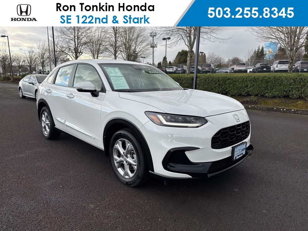 White 2025 Honda HR-V LX AWD SUV / Crossover All-Wheel Drive Continuously Variable Transmission