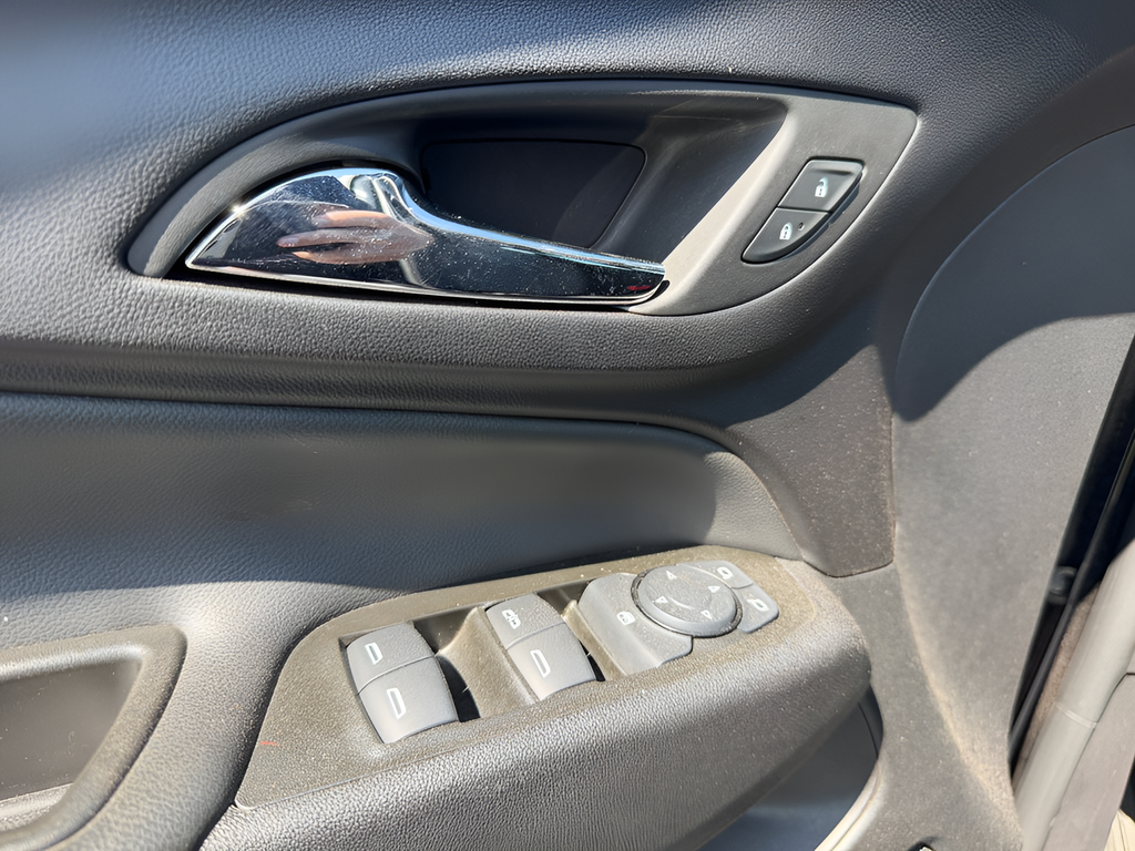 Used 2024 Chevrolet Equinox SUV
