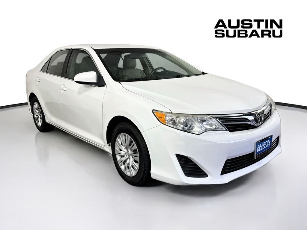 Super White 2012 Toyota Camry Sedan Front-Wheel Drive 6-Speed Automatic