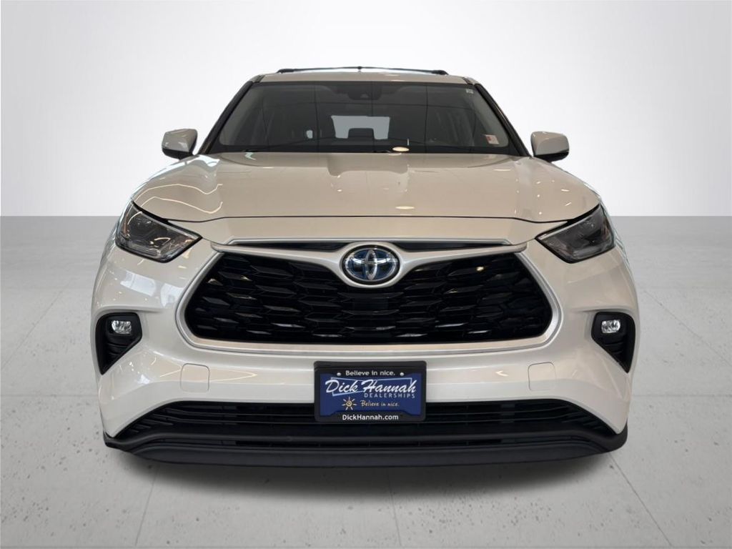 2021 Toyota Highlander Hybrid LE