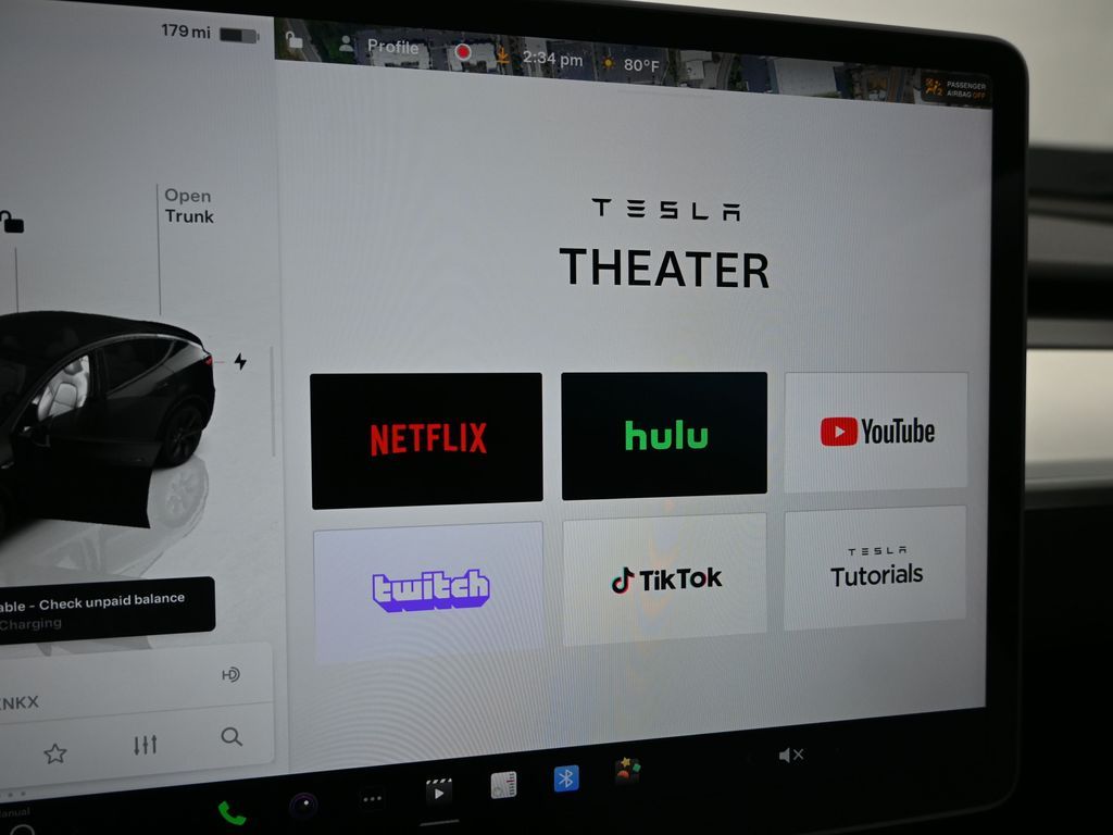 2025 Tesla Model Y Long Range Dual Motor All-Wheel Drive