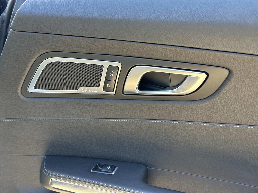 Thumbnail: 2017 Mercedes-Benz AMG GT - 21