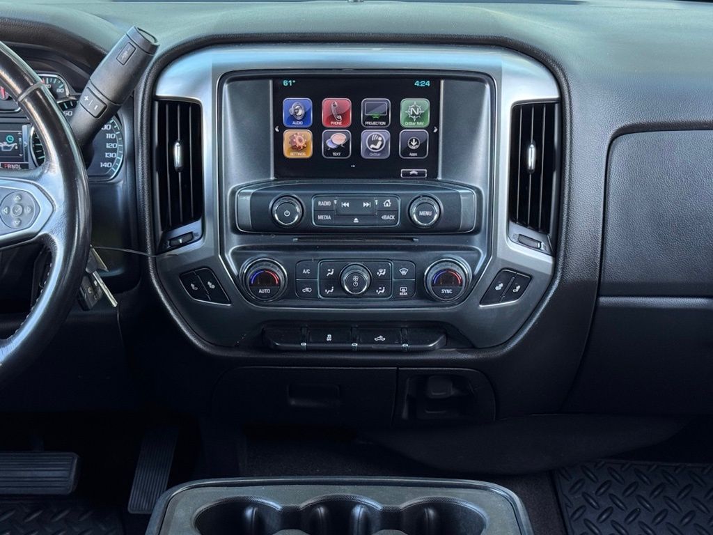 2018 Chevrolet Silverado 1500 LT - 4