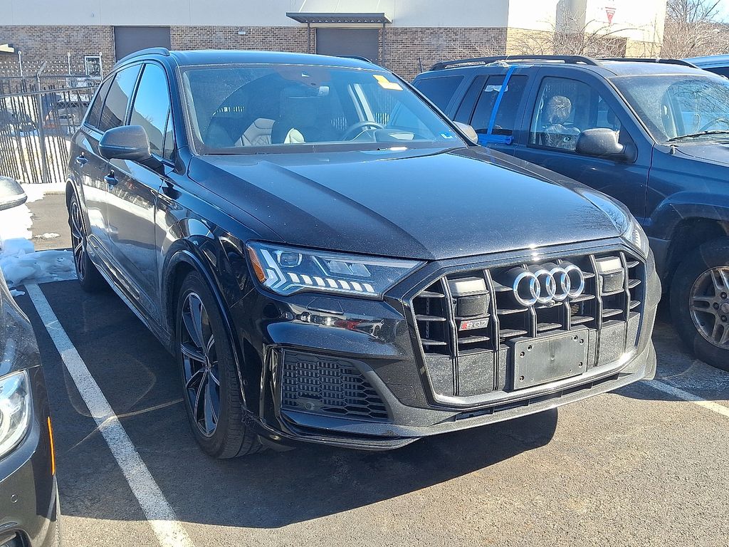 Thumbnail: 2021 Audi SQ7 - 3