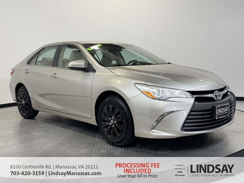 Creme Brulee 2016 Toyota Camry Sedan Front-Wheel Drive 6-Speed Automatic