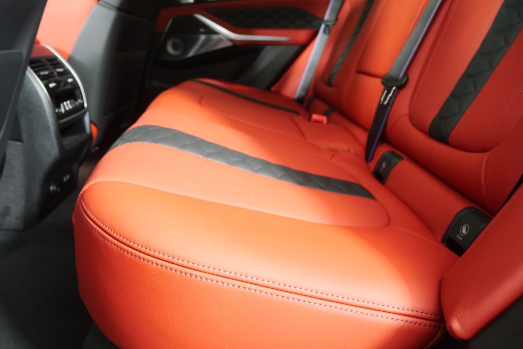 Thumbnail: 2026 BMW X5 - 15