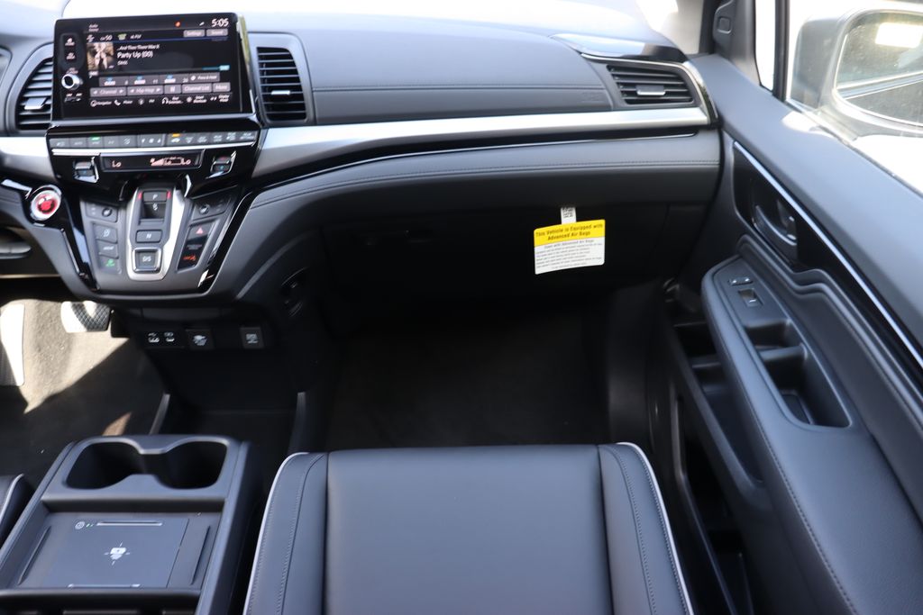 Thumbnail: 2026 Honda Odyssey - 18