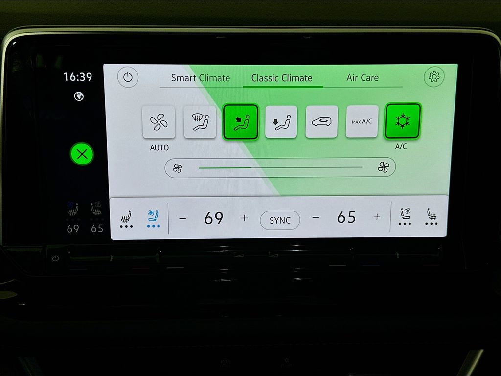 Thumbnail: 2025 Volkswagen Atlas - 16