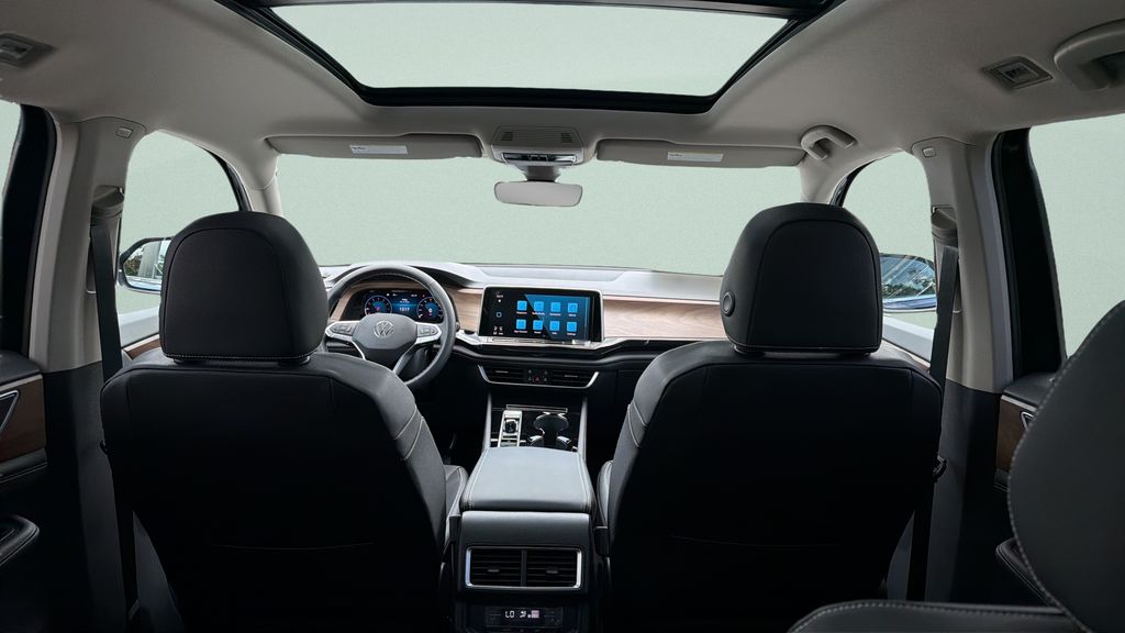New 2026 Black Volkswagen 2.0T SE w/Technology image 26
