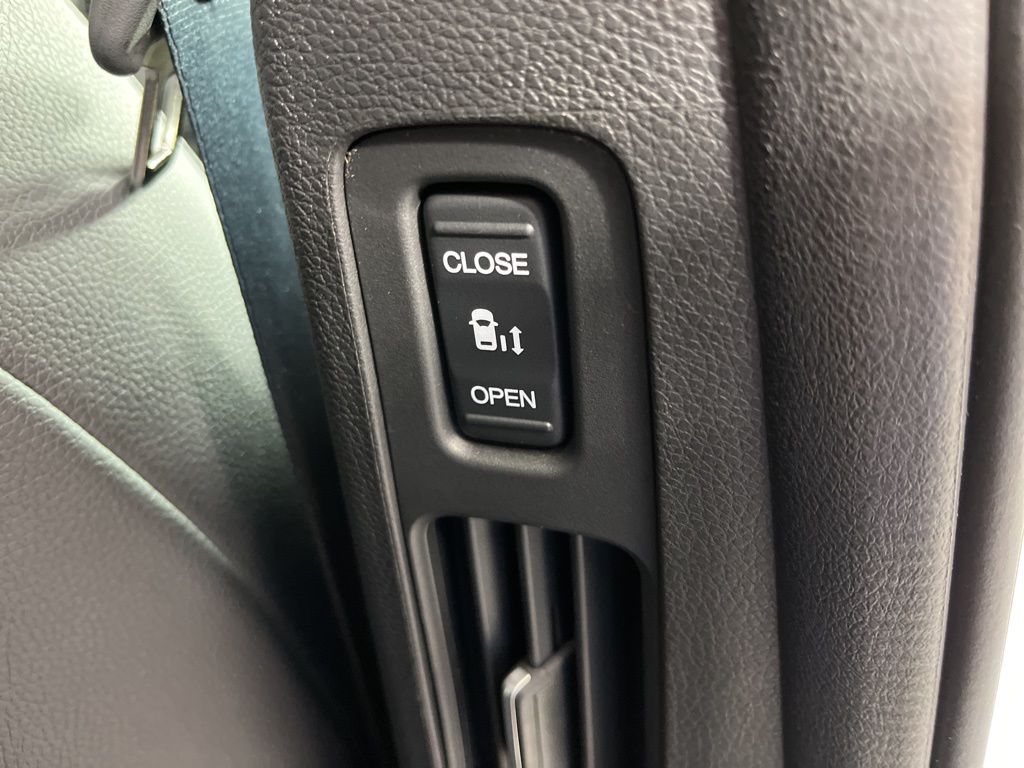 Thumbnail: 2026 Honda Odyssey - 19