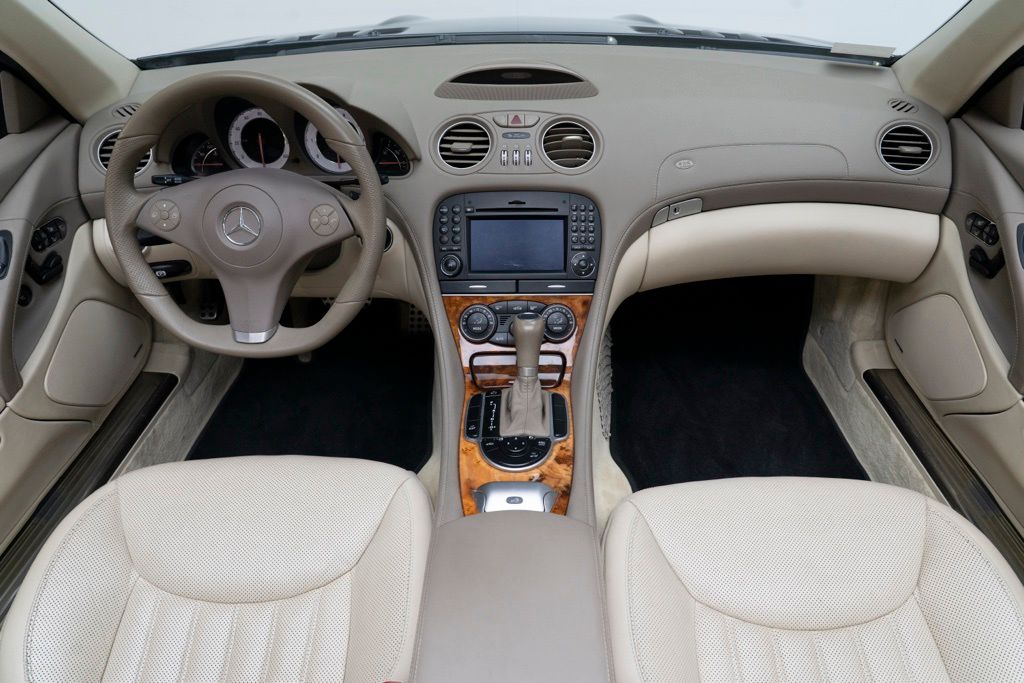 2009 Mercedes-Benz SL-Class - Thumbnail 2