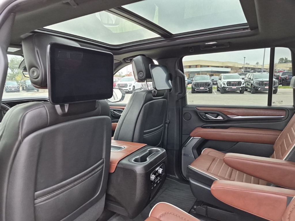 Used Car 2023 Gmc Yukon Xl  Denali Ultimate For Sale Under $70,000 In Austin, Texas