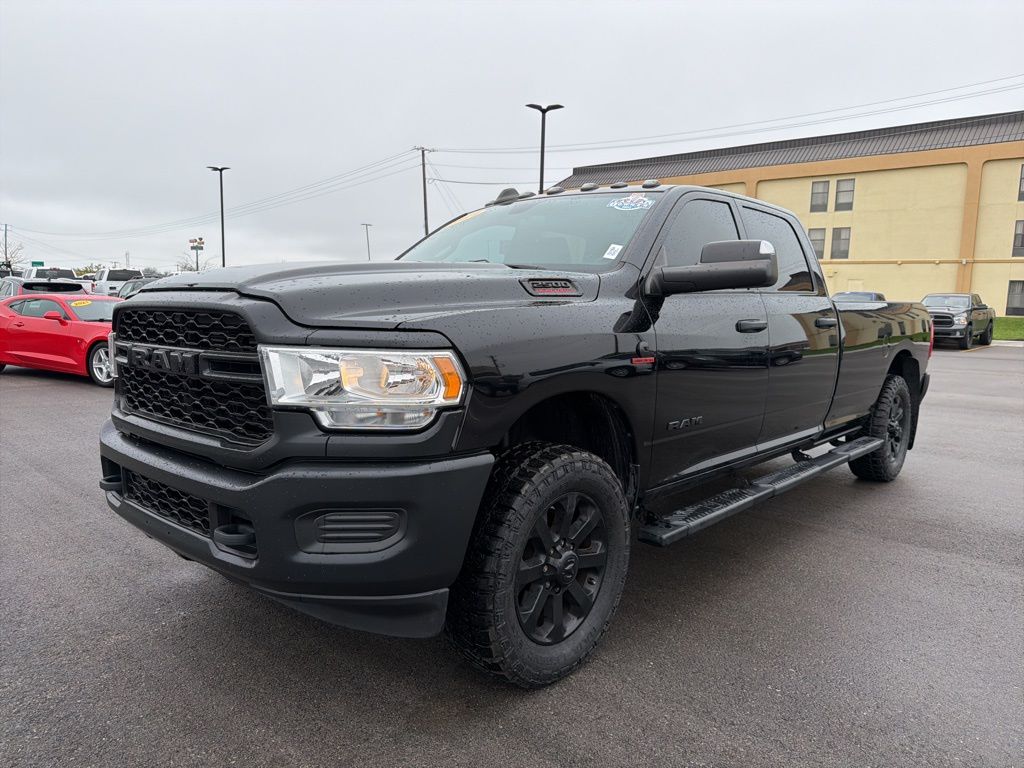 Diamond Black Crystal Pearlcoat 2021 RAM 3500 Tradesman Crew Cab LB 4WD Pickup Truck Four-Wheel Drive 6-Speed Automatic