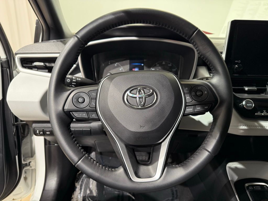 Thumbnail: 2025 Toyota Corolla - 21