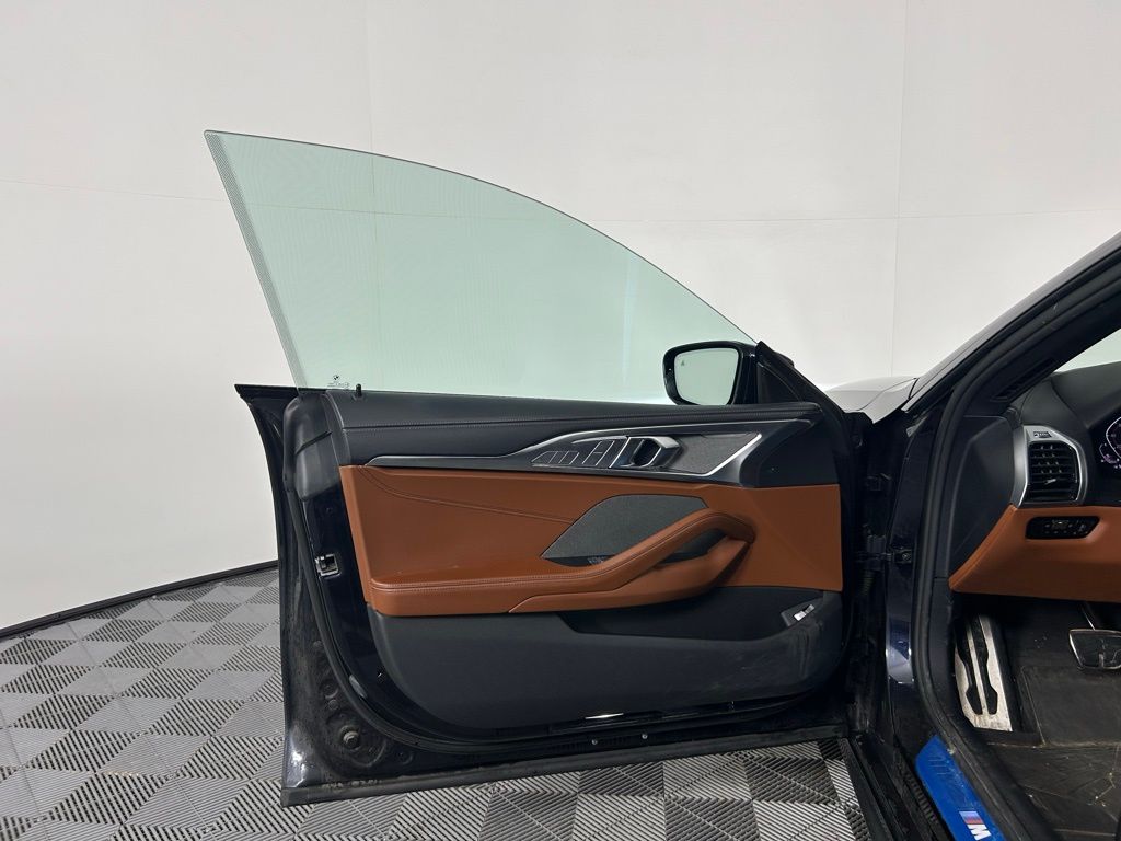 Thumbnail: 2023 BMW 8 Series - 13