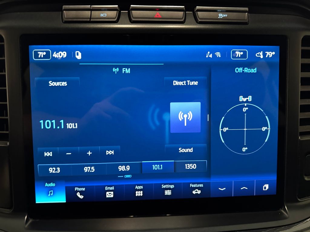 Certified Used 2022 Gray Ford XLT image 28