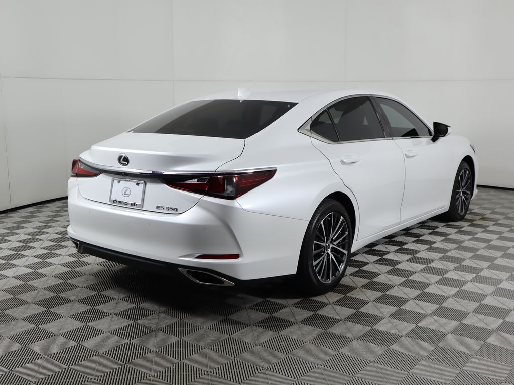 Thumbnail: 2025 Lexus ES - 5