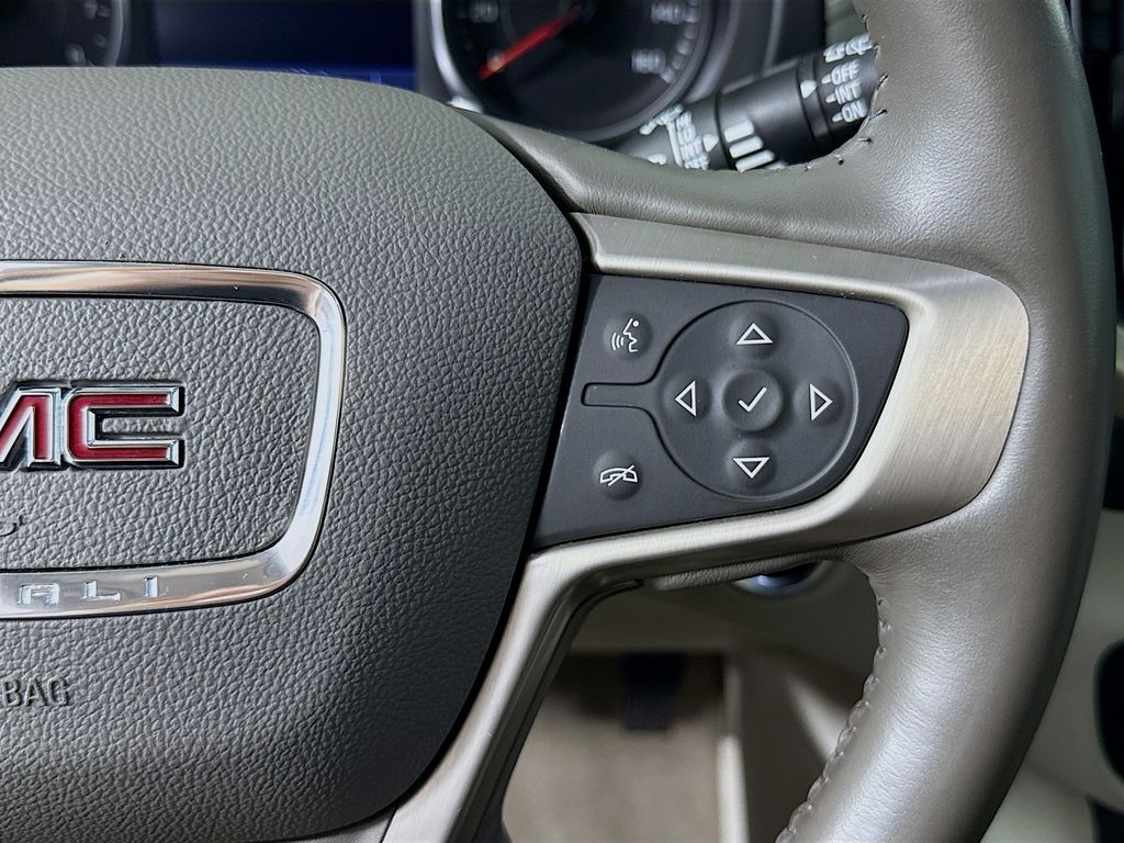 Thumbnail: 2020 GMC Terrain - 12