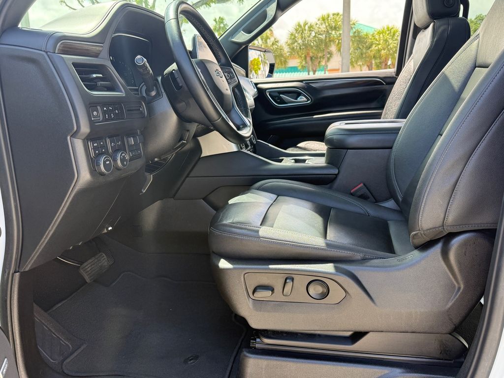 used 2023 Chevrolet Suburban car