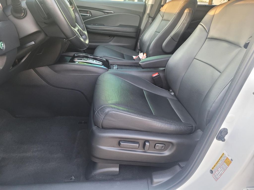 used 2020 Honda Pilot car, priced at $19,600