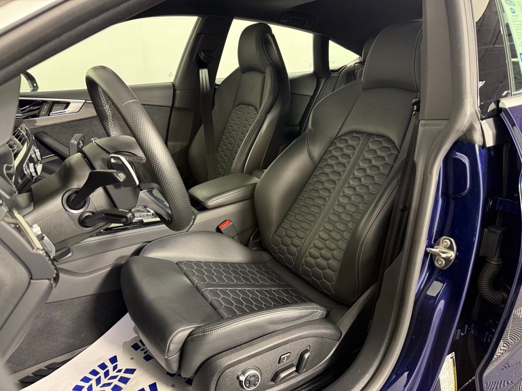 Thumbnail: 2023 Audi RS 5 - 14