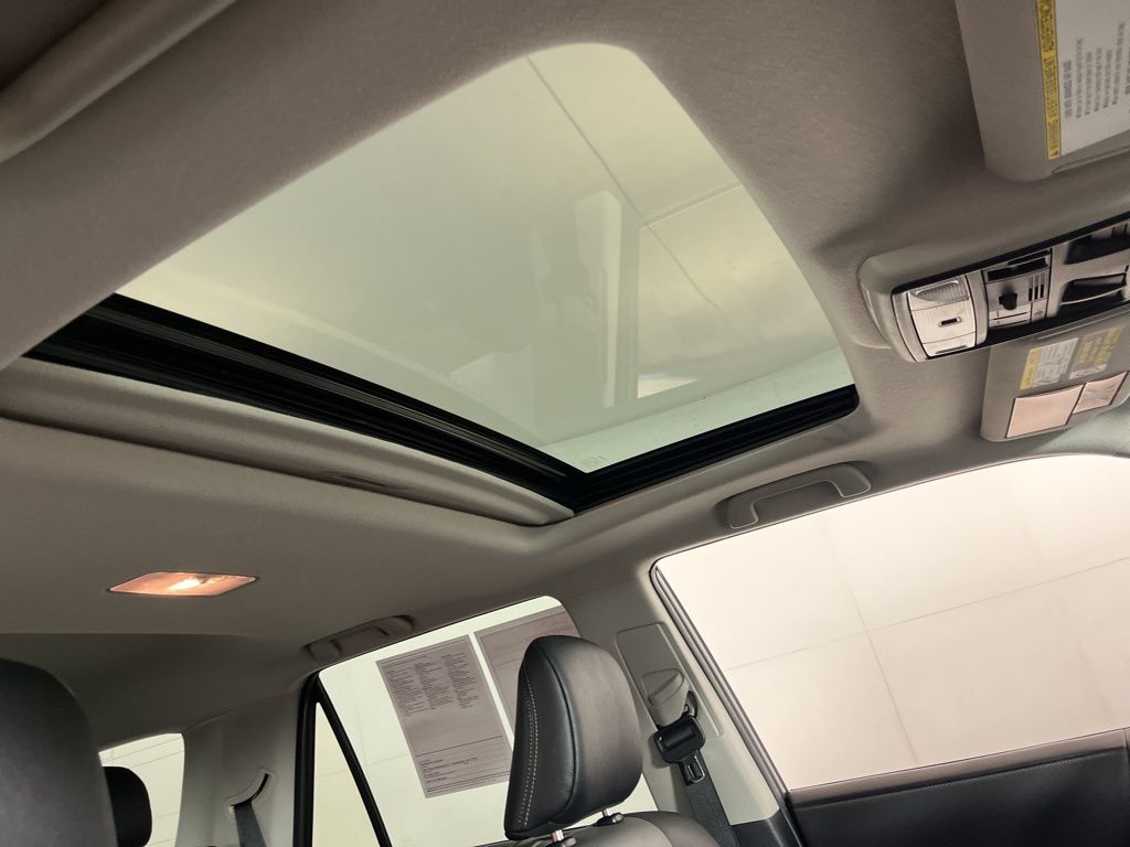 Thumbnail: 2020 Toyota 4Runner - 6