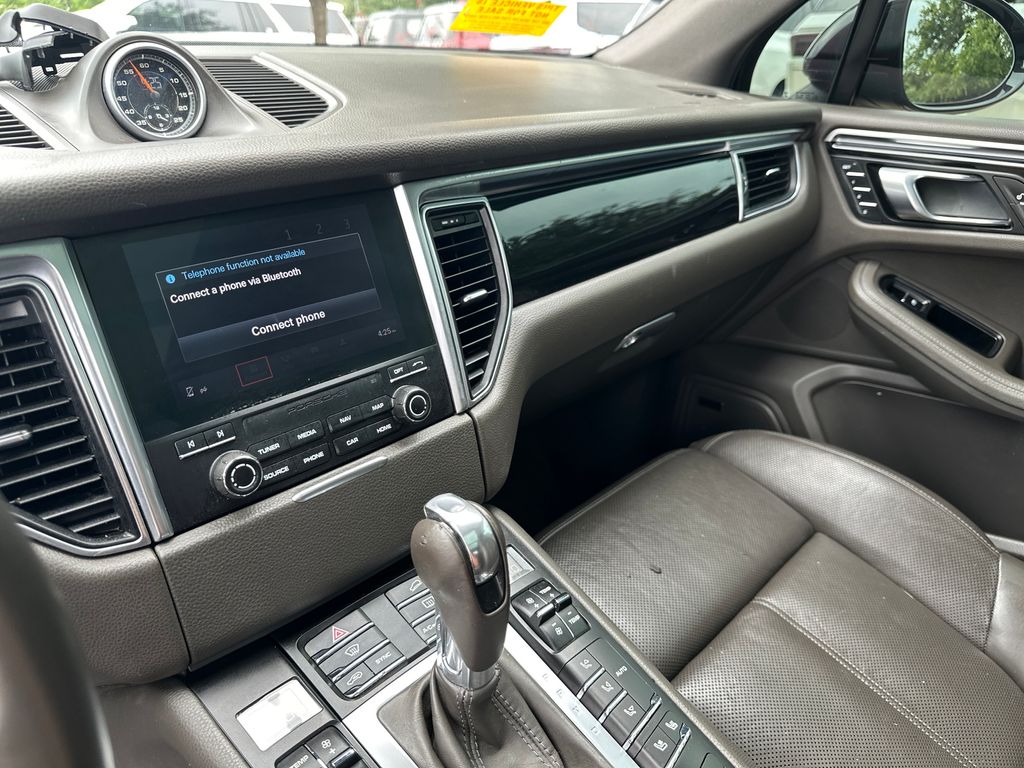 Used Car 2018 Porsche Macan  For Sale Under $25,000 In Austin, Texas