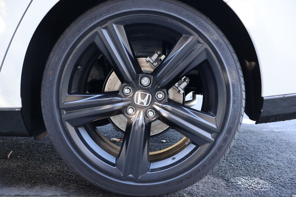 Thumbnail: 2025 Honda Accord - 18