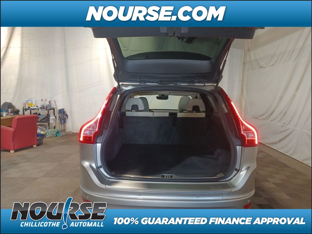 2022 Volkswagen Tiguan 2.0T SE photo