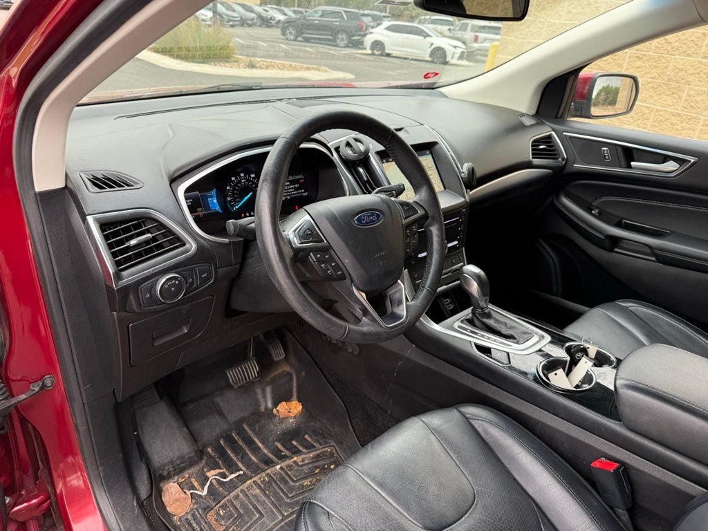 Thumbnail: 2017 Ford Edge - 7