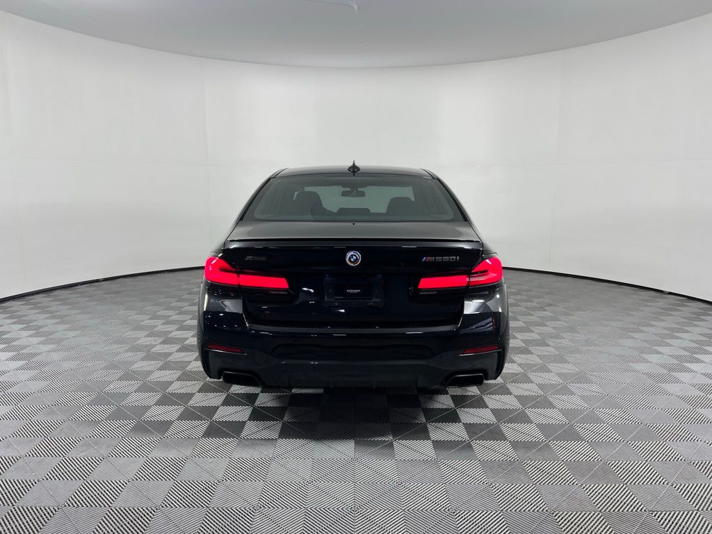 Thumbnail: 2023 BMW 5 Series - 6