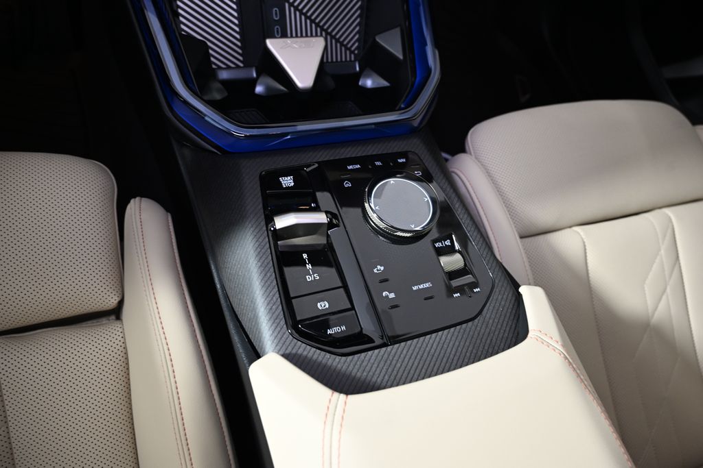 Thumbnail: 2025 BMW X3 - 19