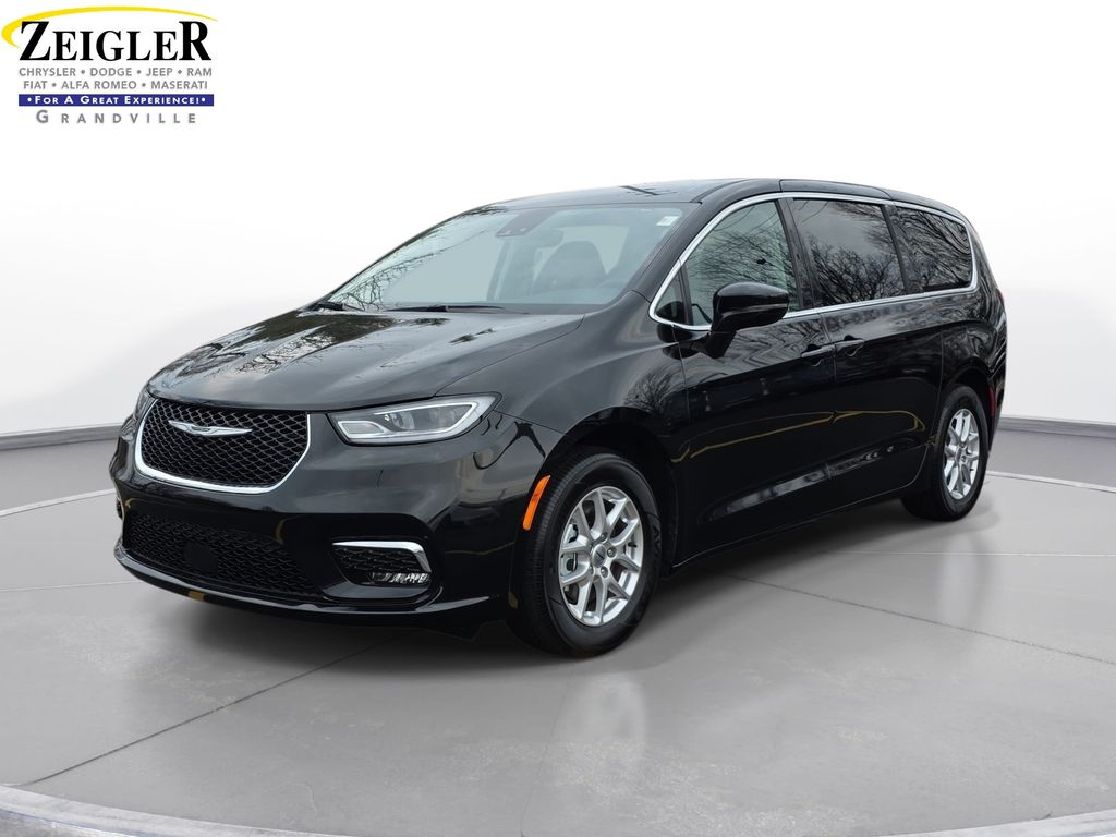2024 Chrysler Pacifica Touring L FWD