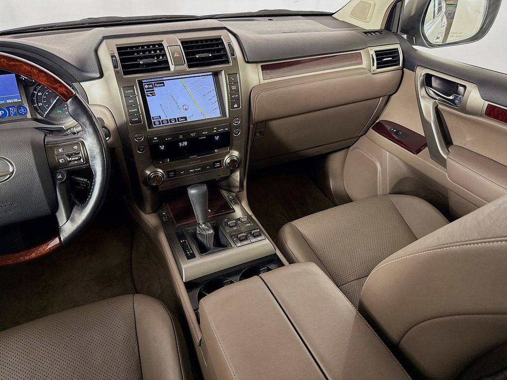 Thumbnail: 2016 Lexus GX - 24