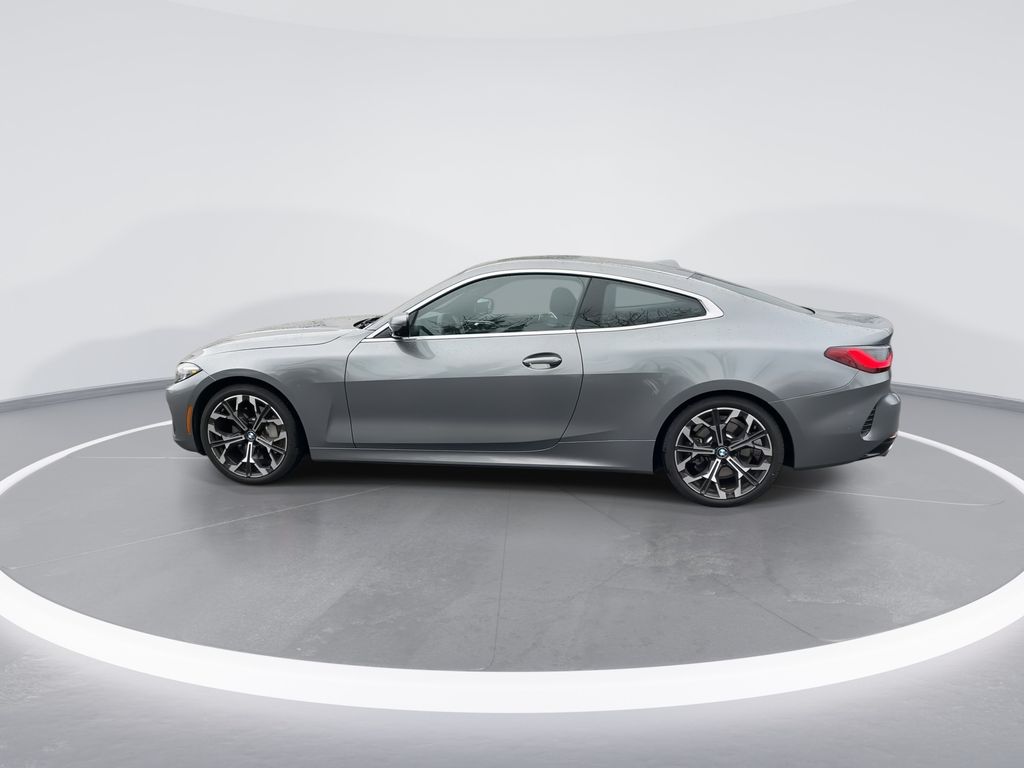 Thumbnail: 2026 BMW 4 Series - 5