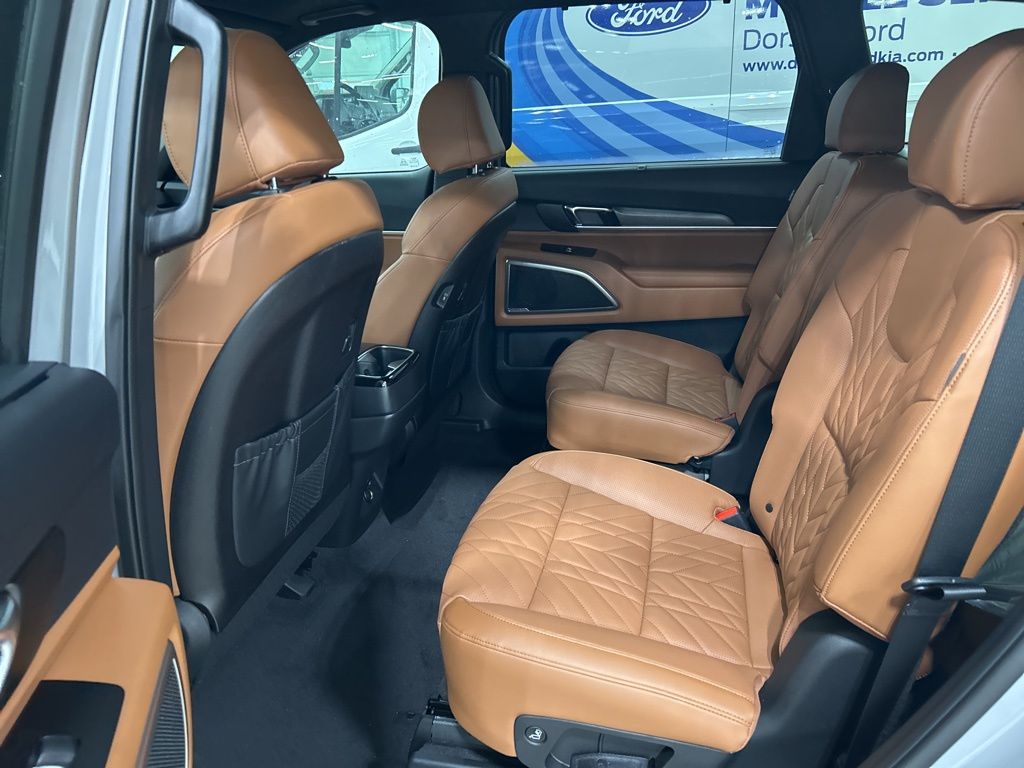 new 2025 Kia Telluride car, priced at $44,260