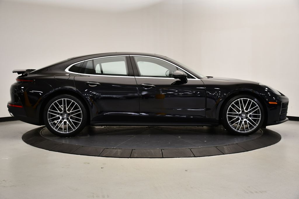 Thumbnail: 2026 Porsche Panamera - 8