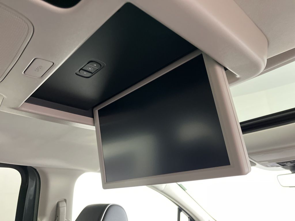 2025 Honda Odyssey Touring 15