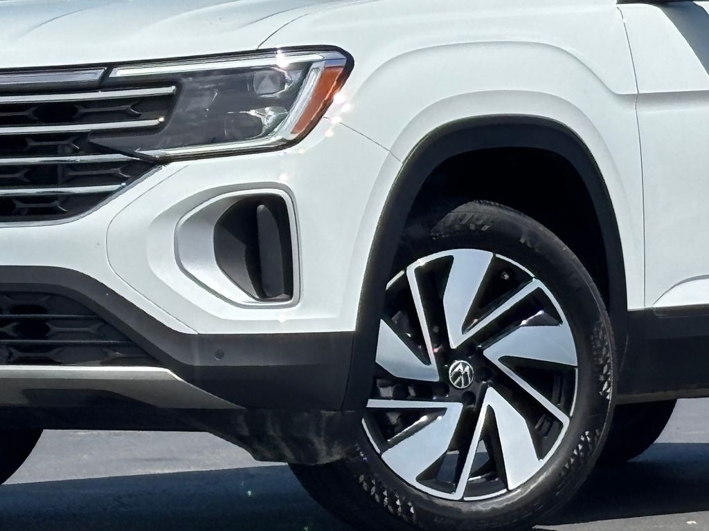 Used Car 2025 Volkswagen Atlas  2.0t Se W/technology For Sale Under $40,000 In Austin, Texas