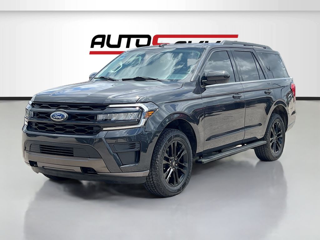 2023 Ford Expedition XLT - 2