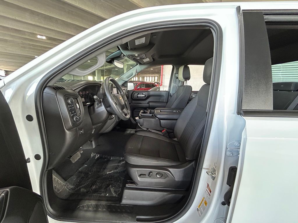 Used 2025 Summit White Chevrolet Custom image 25