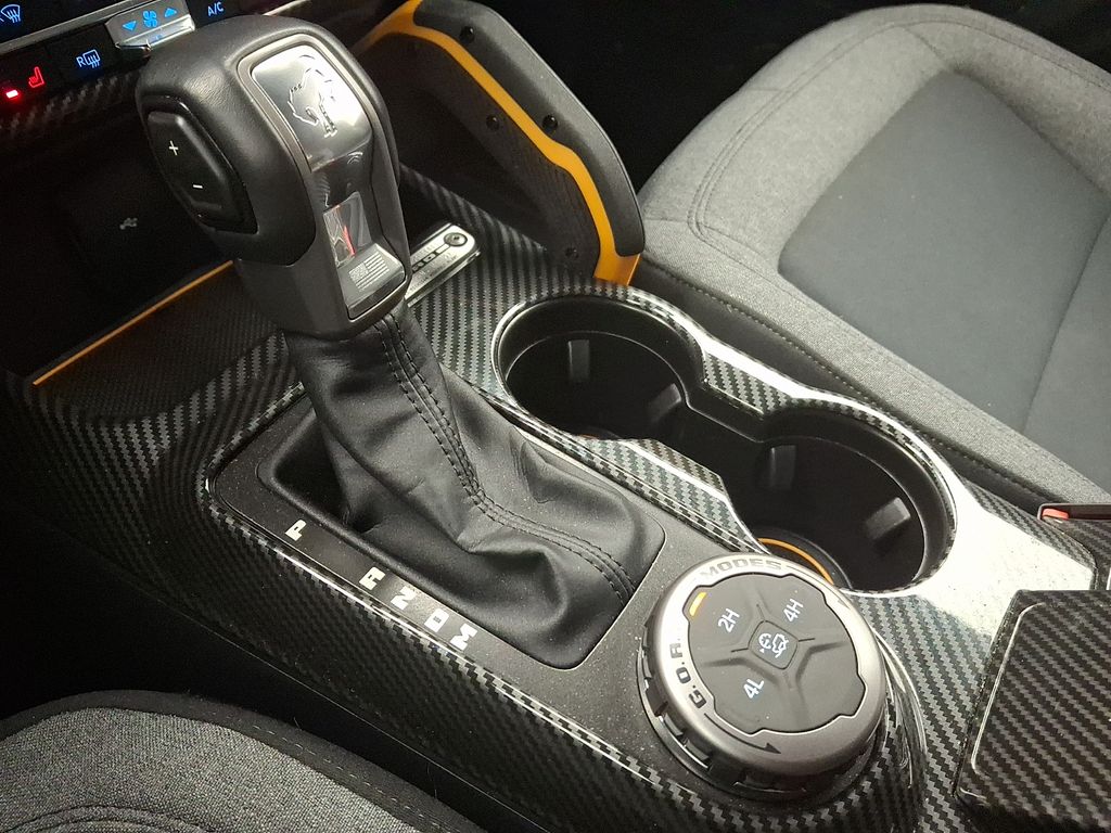 Thumbnail: 2022 Ford Bronco - 14