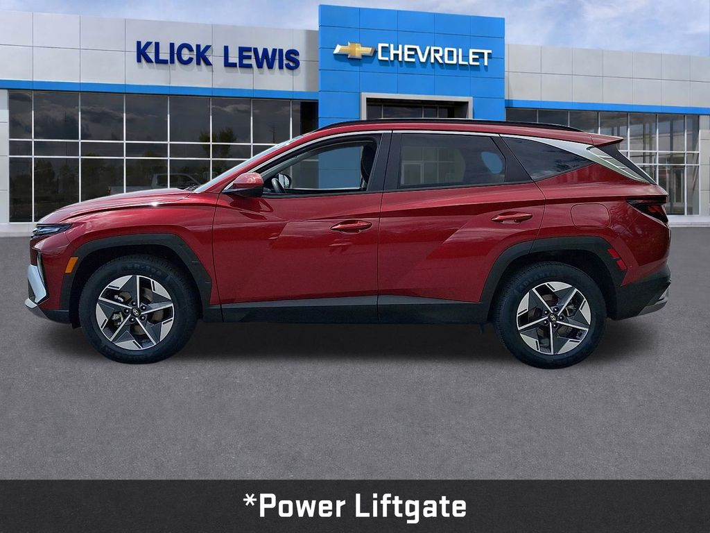 2025 Hyundai Tucson SEL Red at Grove City Ford