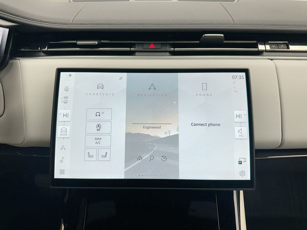 Thumbnail: 2026 Land Rover Range Rover Sport - 13